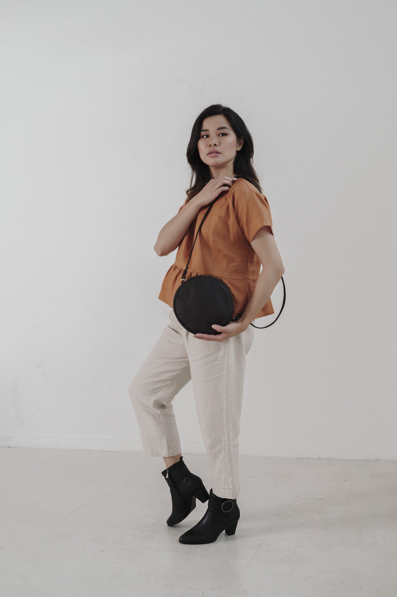 Sevigny - Piñatex Crossbody Bag